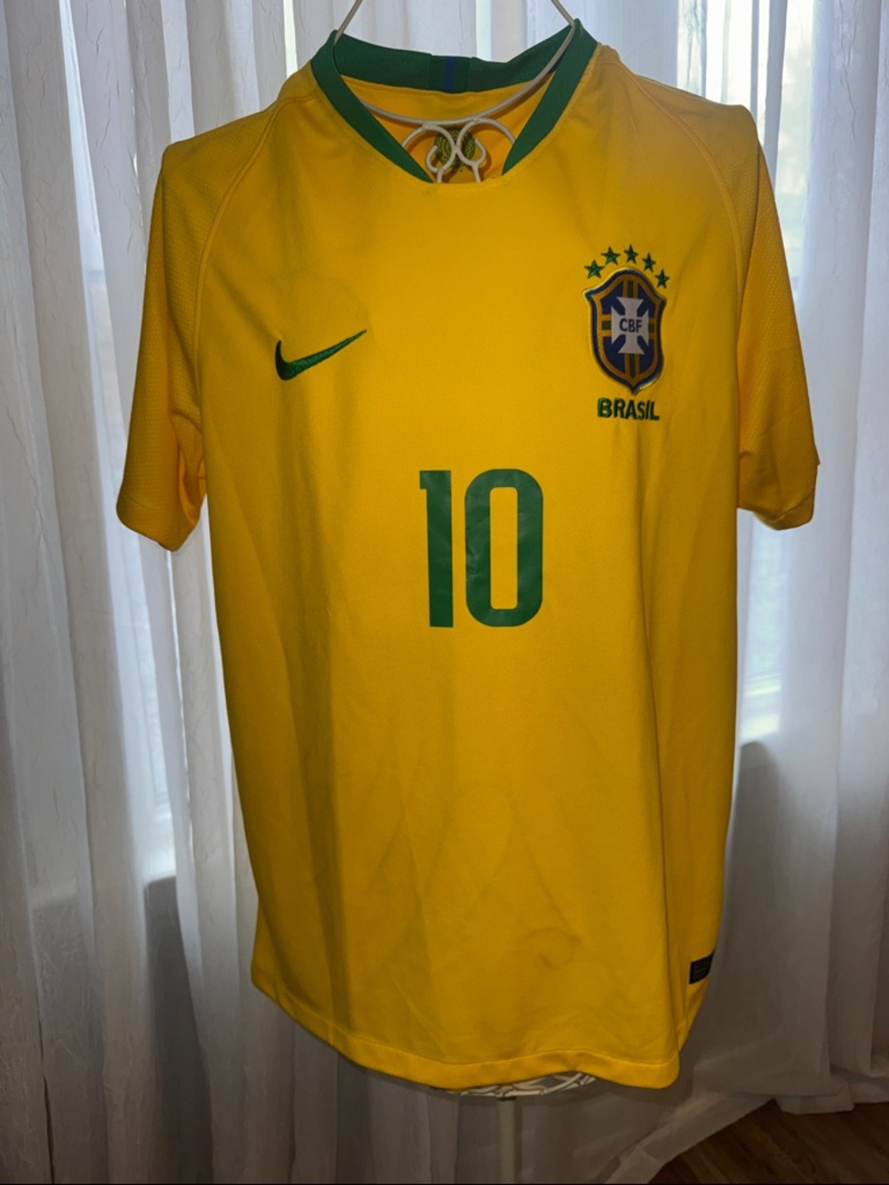 Nike Authentic Brazil NEYMAR JR #10 Soccer Jersey - Yellow/Green like new!
